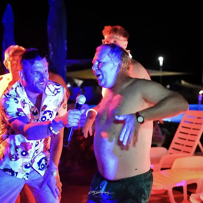 Éjjeli fürdőzés 2025.7.19