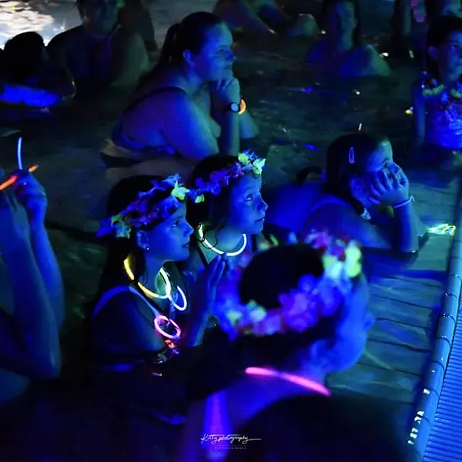 Éjjeli fürdőzés 2025.7.19