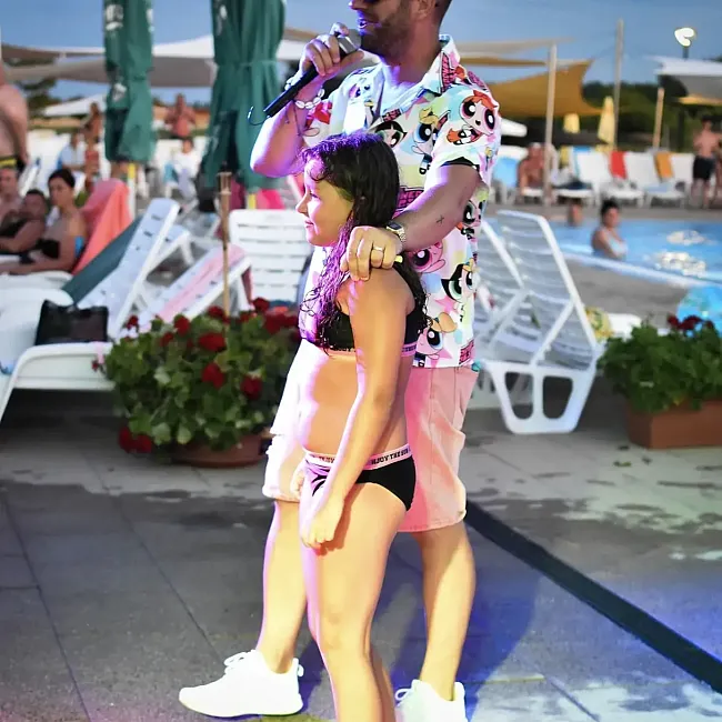 Éjjeli fürdőzés 2025.7.19